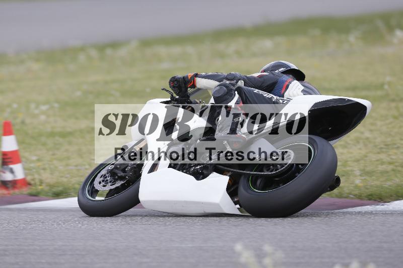 /09 19.04.2026  Caremotion get faster ADR/Gruppe rot/960